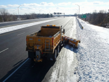 fabricant d'équipements de déneigement pour travaux routiers